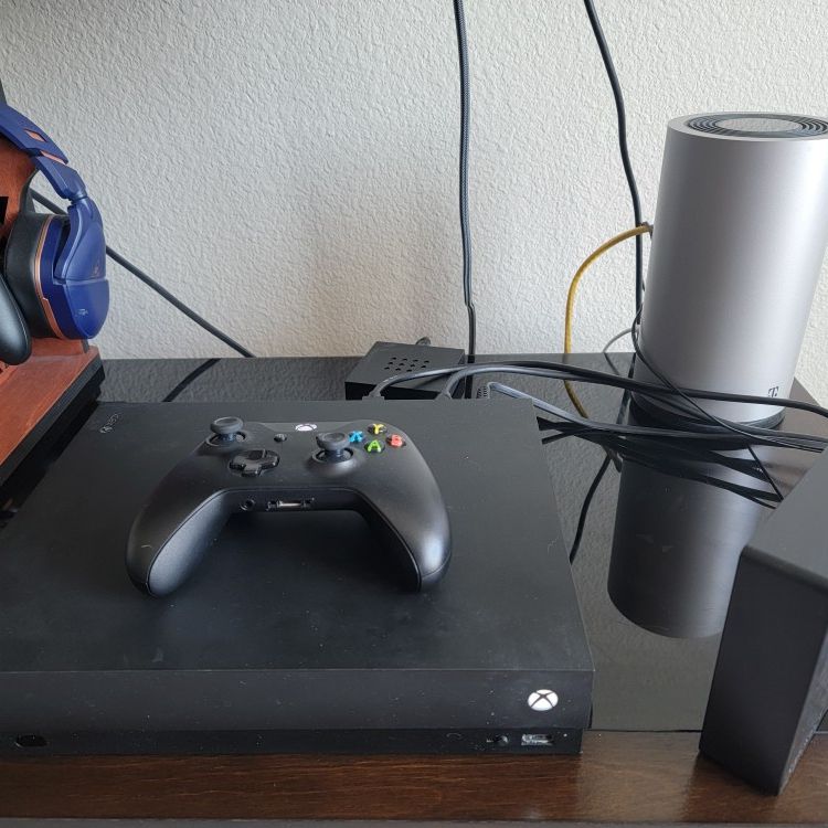 Xbox One X & External Hardrive