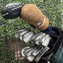 Taylormade Golf Club Set
