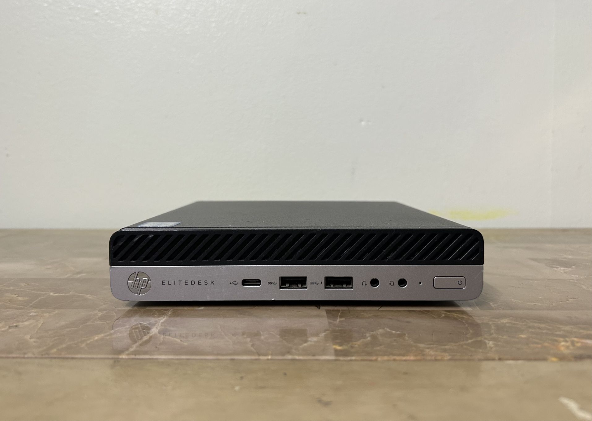Micro / Tiny HP Elitedesk 800 G3 Core i7 16GB RAM 500GB SSD DP Windows 11 desktop computer