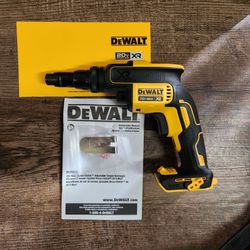 Dewalt XR 20v Adjustable Torque Screwgun laminera