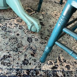 Table And Chairs 