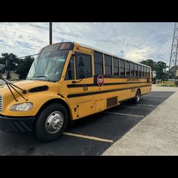 2014 Thomas Freightliner 72-Passenger Bus W/ AC