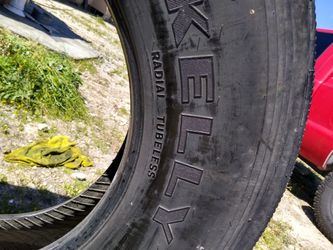 11R 22.5 Kelly and Firestone semi truck tires