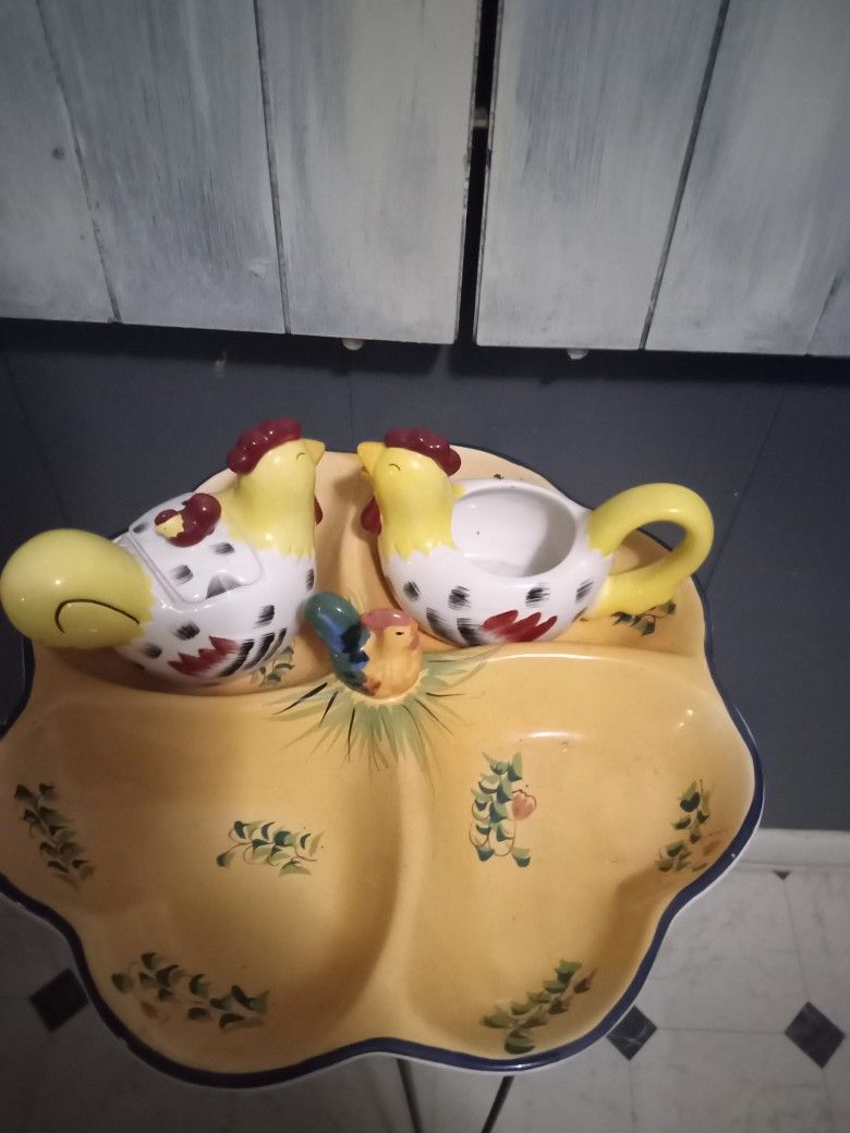 Cockadoodledoo, Vintage Rooster Creamer And Sugar Dishes And A Vintage Rooster Candy Or Food Dish.