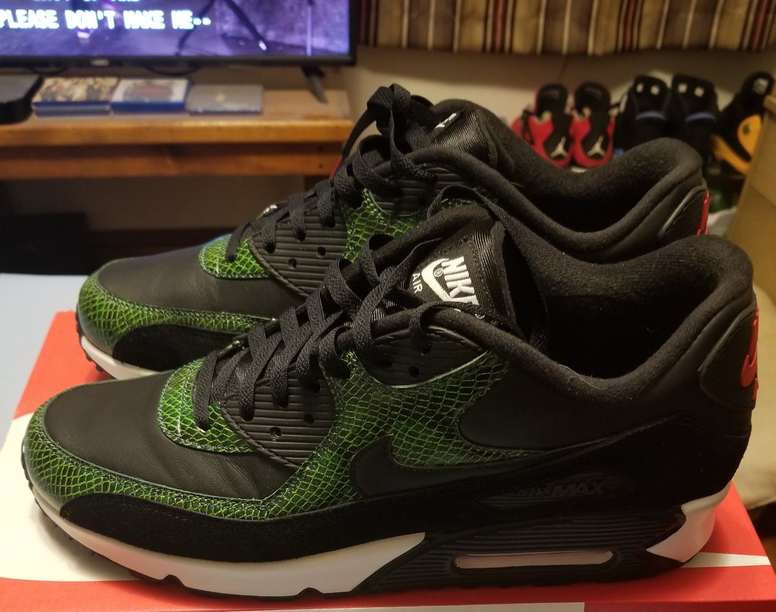 Air Max 90. Size 14