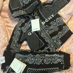 Givenchy Infant Sweatsuit 