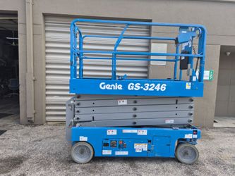 Genie GS-3246 Electric Scissor Lift