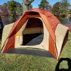 Like New Swiss Gear Camping Tent - 10' x 9'6" Model SG33062F w/ carrying bag  ONLY USED ONCE! Complete And Flawless! 