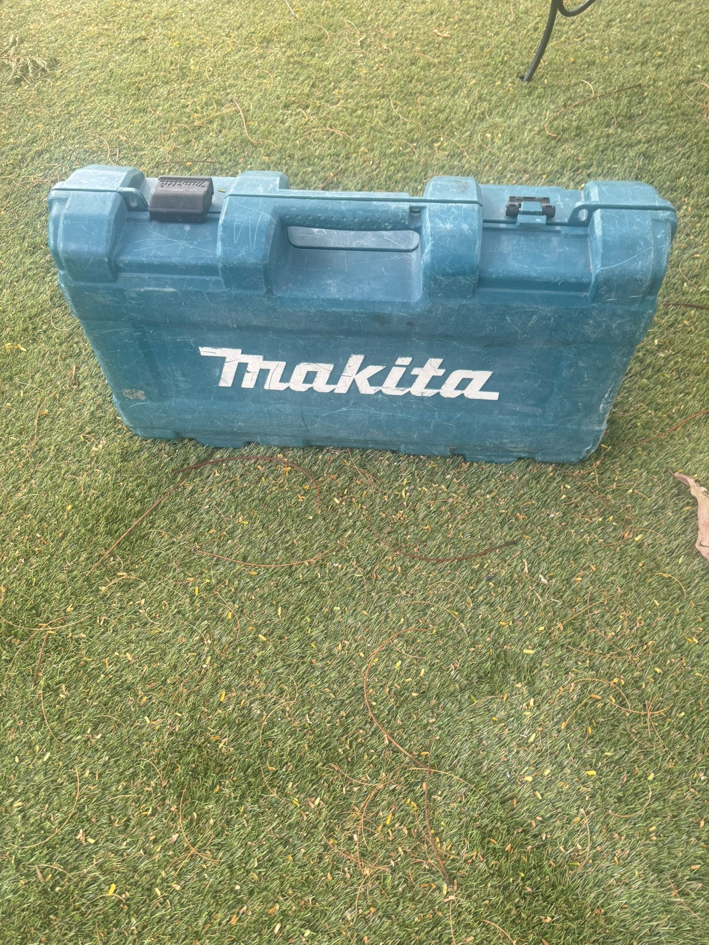 Makita No Battery