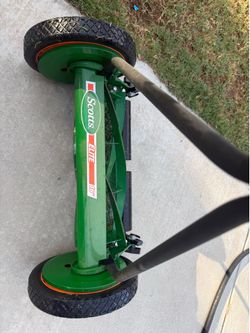 Scott’s 16in. reel mower