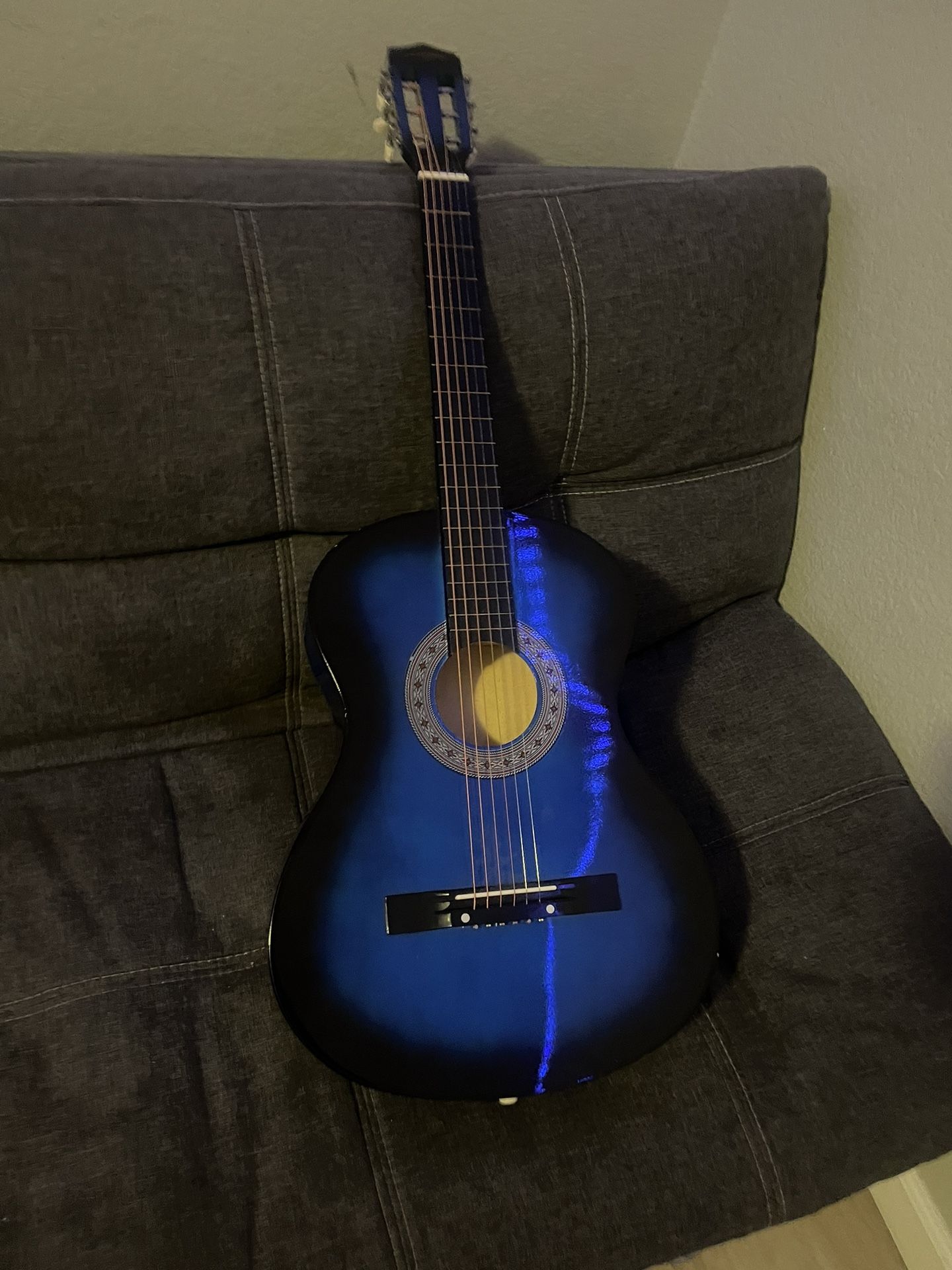 Blue Guitar 