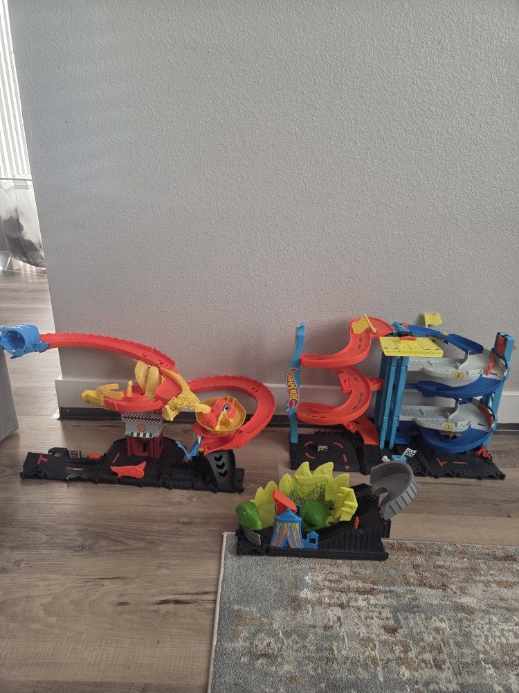 Hot Wheels Track Set Bundle – 3 Playsets!