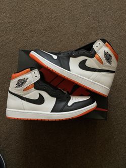 Jordan 1 Electro Orange Size 10.5 Brand New 