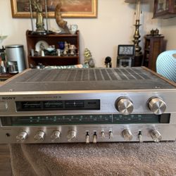 Vintage Sony STR-V4 Vintage Stereo Receiver - Silver/wood. Made in Japan. Tested. Working great. 