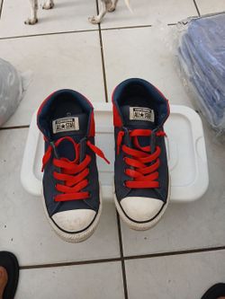 Woman  converse all star