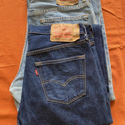 Levi 501’ And 560’