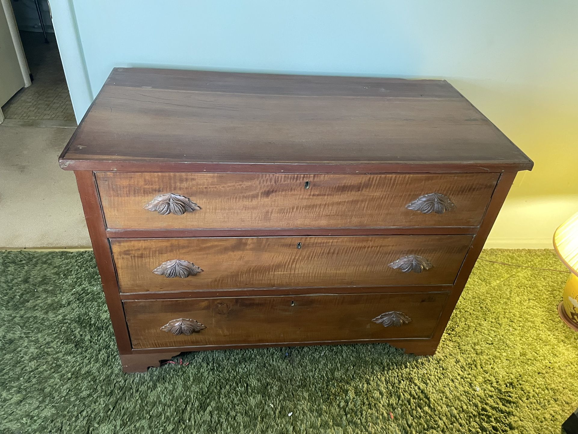 Antique Dresser / Chest Of Drawers