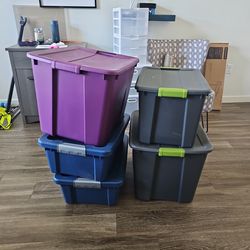 Assortment of moving /storage containers