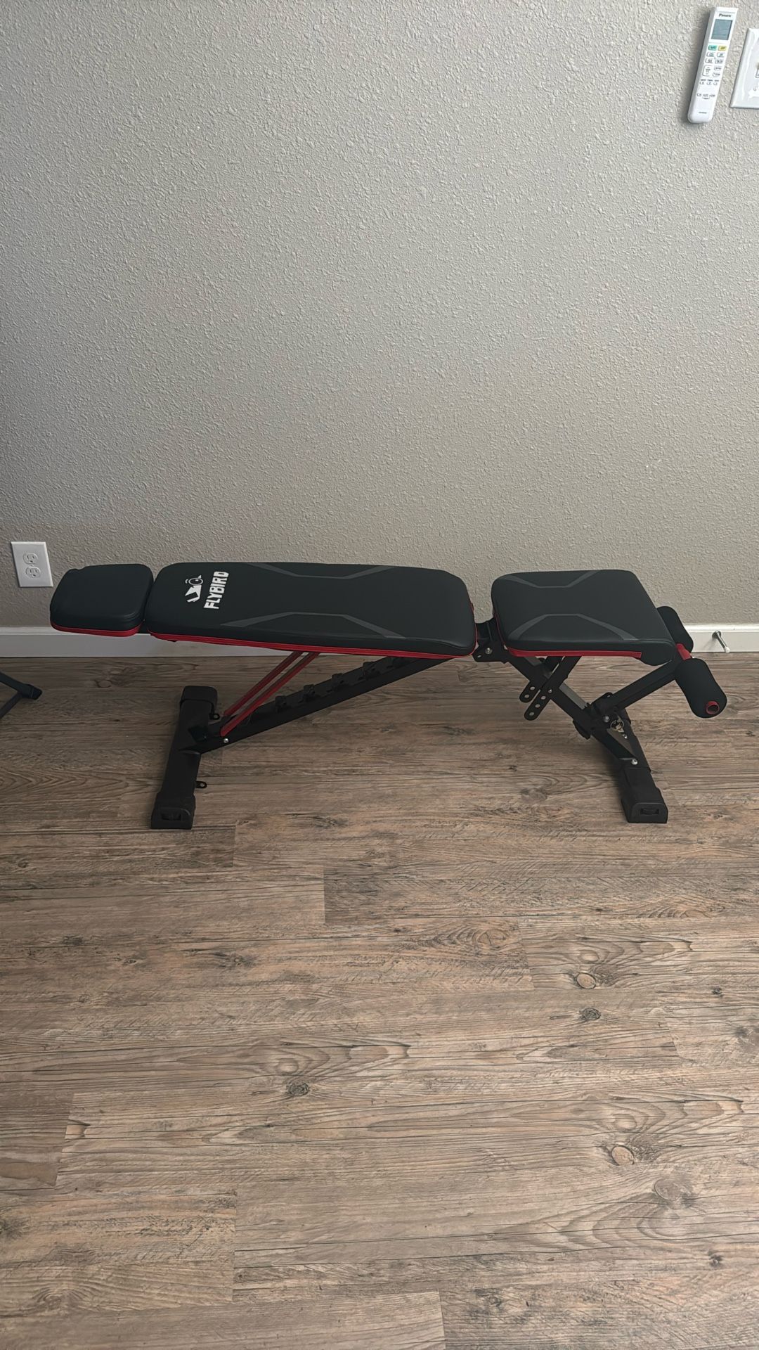 Adjustable Weight Bench