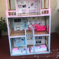 Dollhouse