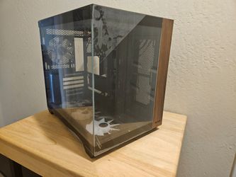 Okinos Walnut PC Case