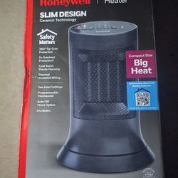 Honeywell Digital Ceramic Compact Tower Heater,