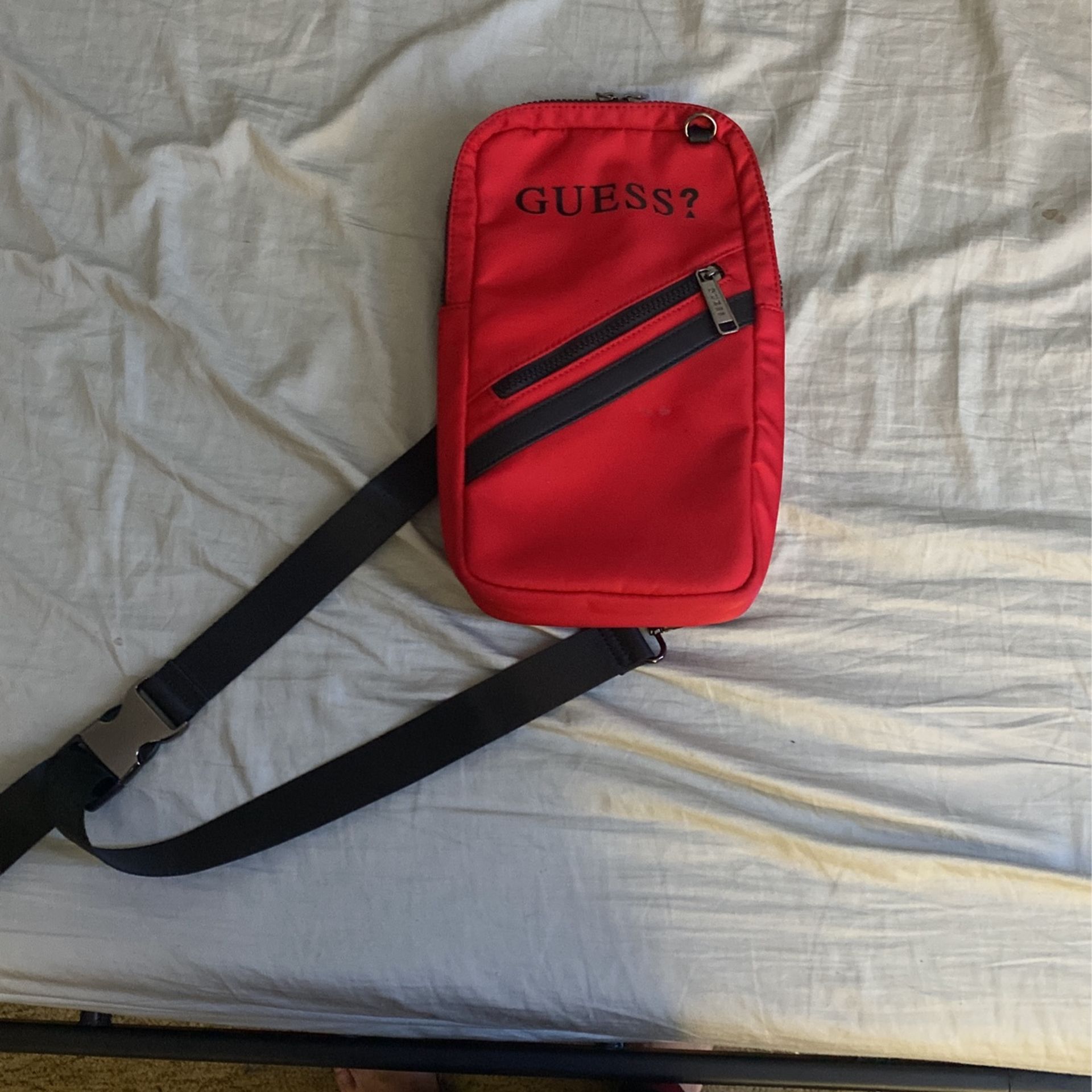 Guess side bag