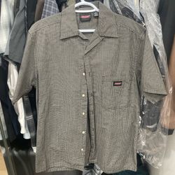 Dickies Short Sleeve Button Up Shirt – Size Medium 👕