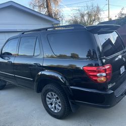 02 Toyota Sequoia 