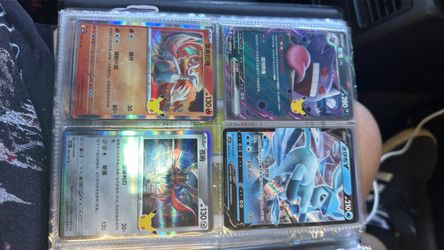 Chinese Pokémon Holo Trading Cards Lot of 4