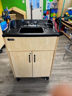 Portable sink OZARK RIVER