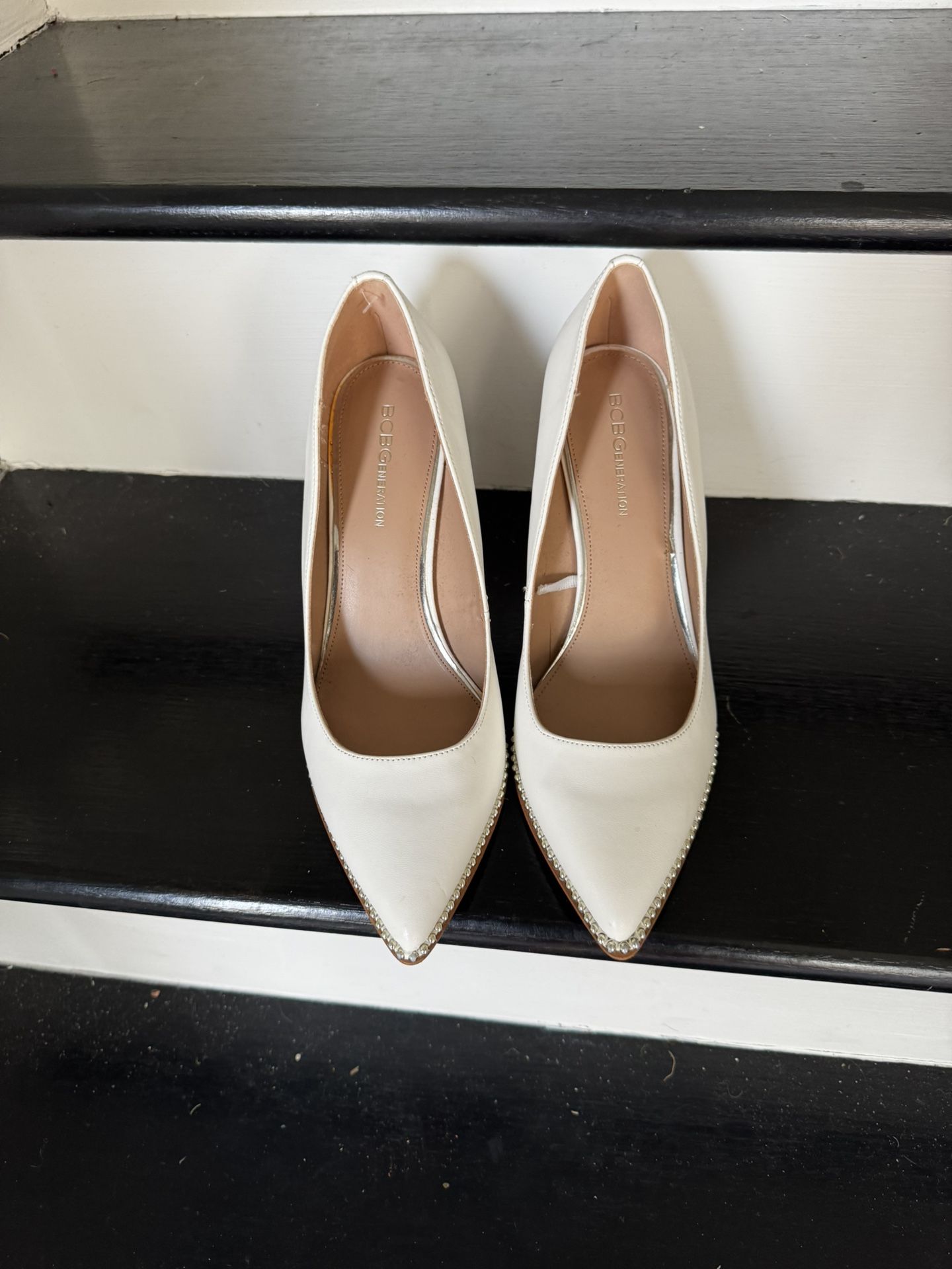 White women Heels Size 10 BCBG