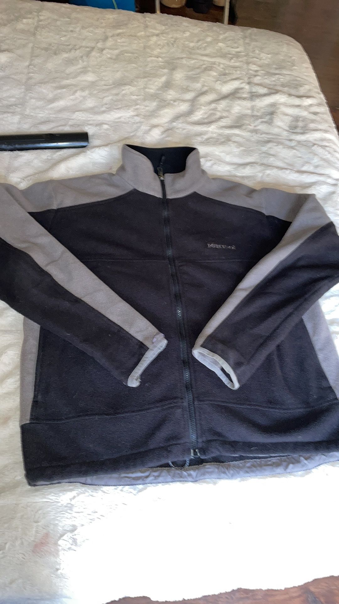 Marmot men black and grey fleece full zipper up size Medium