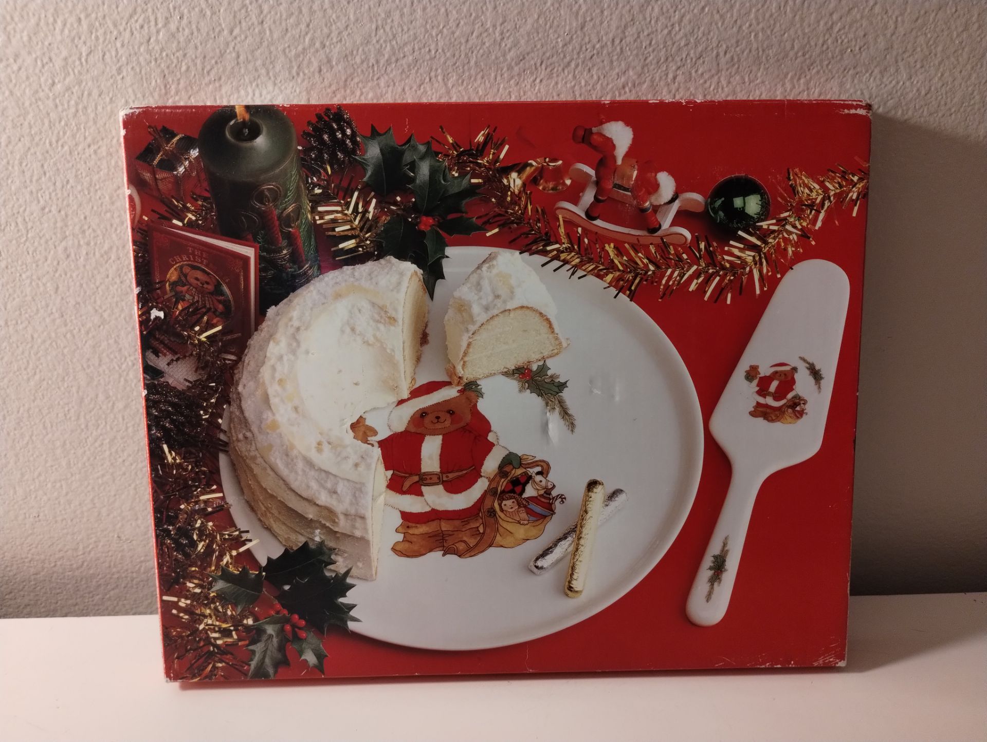 2 pc Vintage Mikasa Fine China Christmas Bear Ceramic Cake Plate & Cake Server