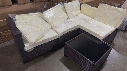 5 Piece Outdoor Patio Sectional Furniture Set, Modular Wicker Outdoor Couch $ 259