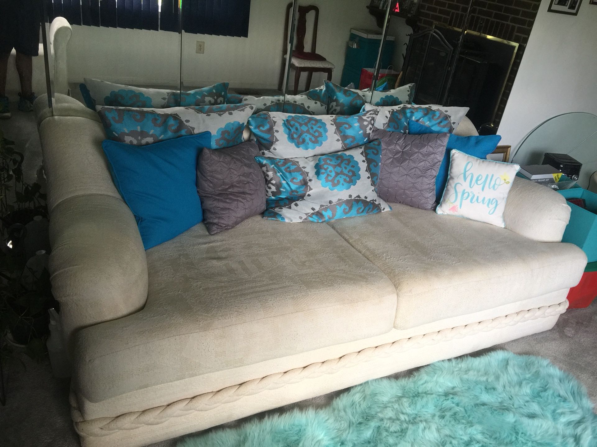 All white sofa set in great condition