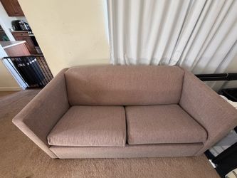 Full size Pull out sofa