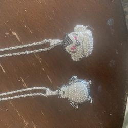 2 Diamonds Necklaces 