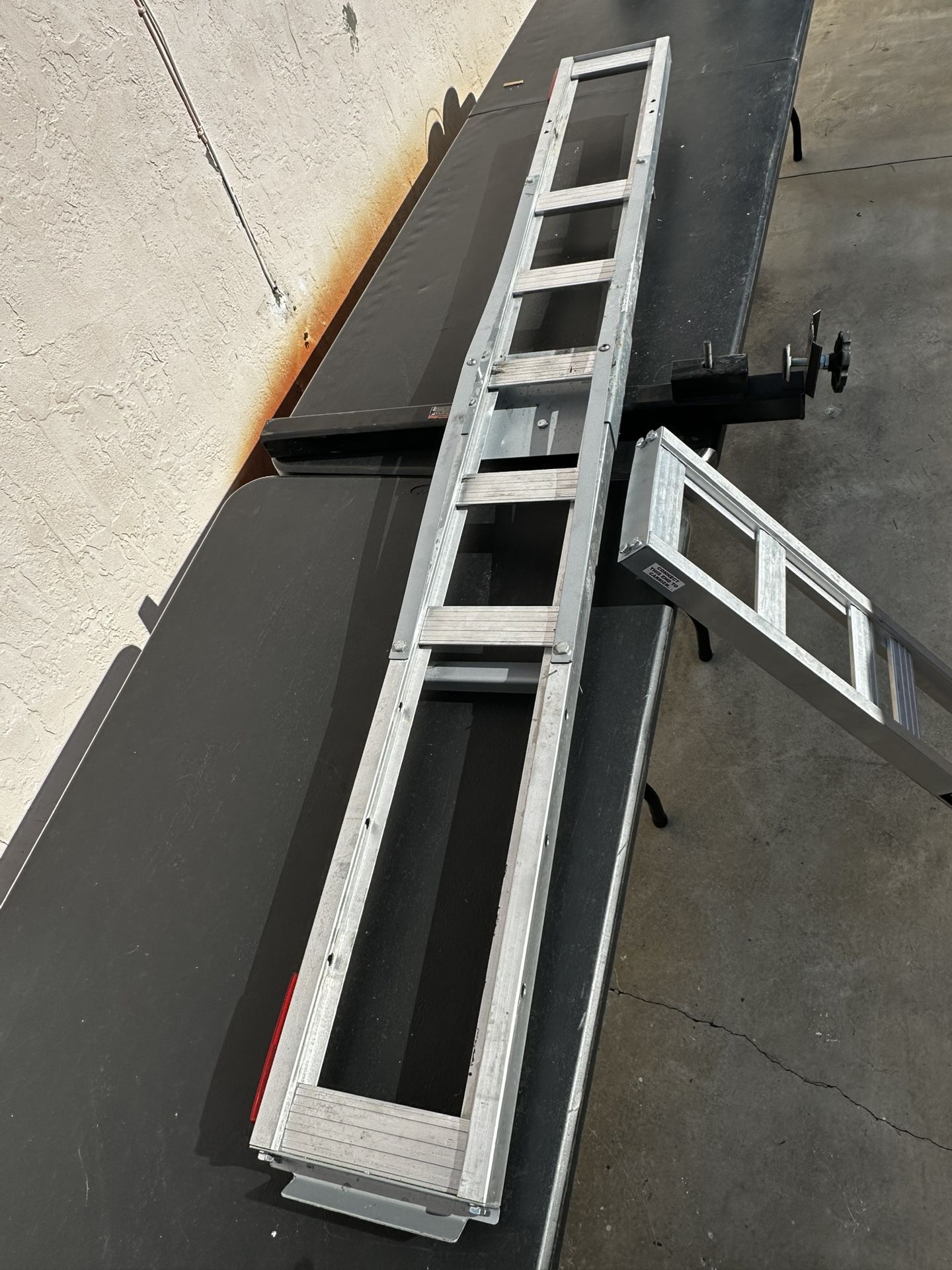 Haul Master Hitch Mounted Bike Carrier