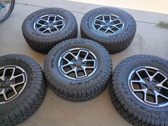 5 new rims and tires for 2026 Jeep Rubicon 0 miles