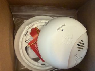 (4) Brand New in box First Alert Smoke Alarm SMI110