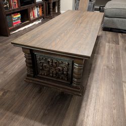 Coffee Table With Matching End Tables