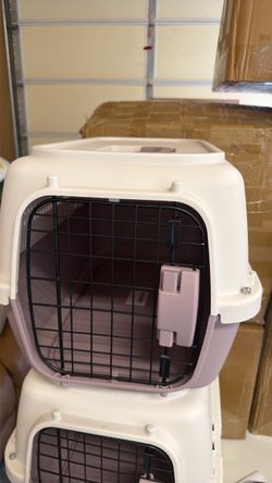 Hard-Sided Pet Travel Carrier Crate