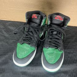 Youth Jordan 1 High OG Pine Green 2.0 - Size 5.5Y