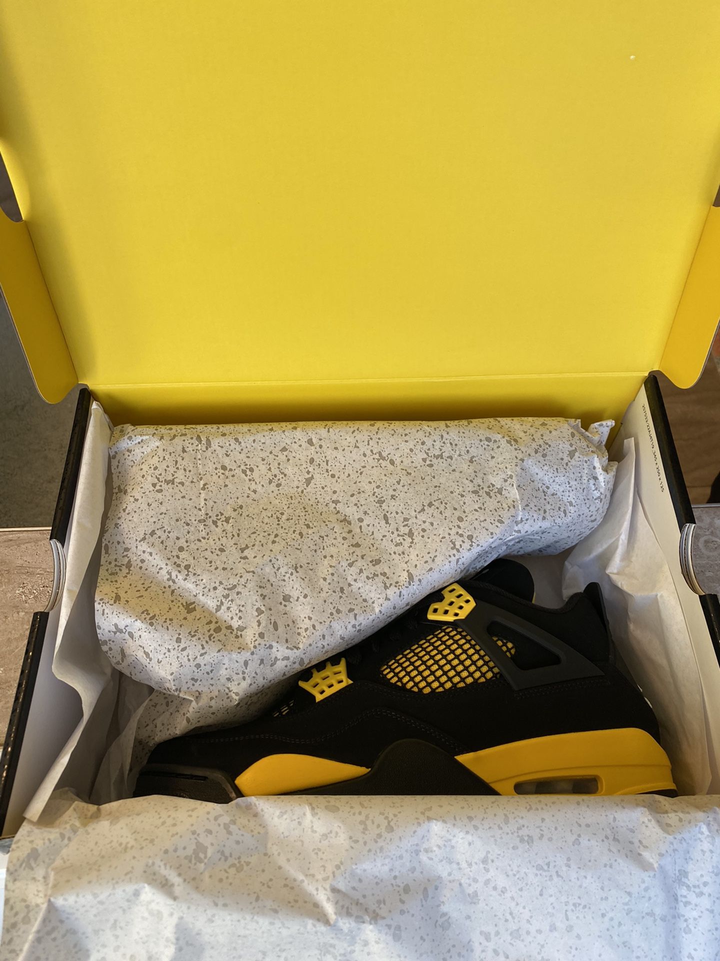 Air Jordan 4