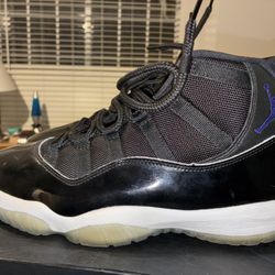 Air Jordan 11 Space Jams
