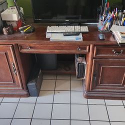 Office Desk