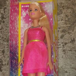 Night Out Fashion Barbie *NEW 