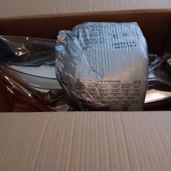 New 2015 - 2017 Toyota Camry  Passenger Side Headlight.  $50