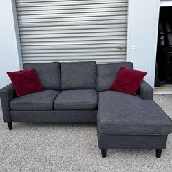 Beautiful Dark Gray Sectional Couch! ***Free Delivery***